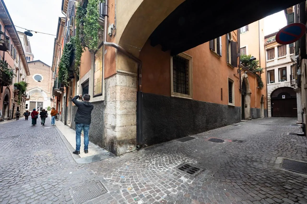 Appartamento Sant'Anastasia Verona Italy