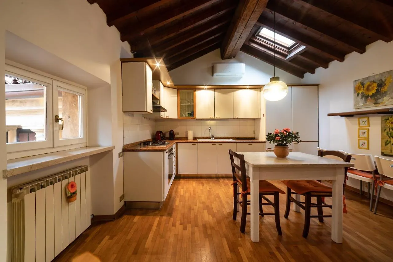 Appartamento Sant'Anastasia Verona Apartment